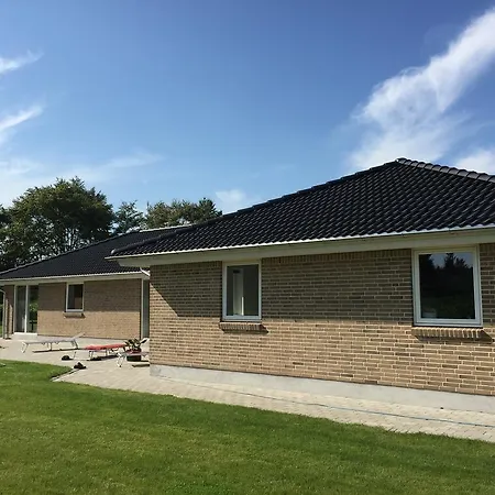 Apartament Moellegaarden Store Almstok